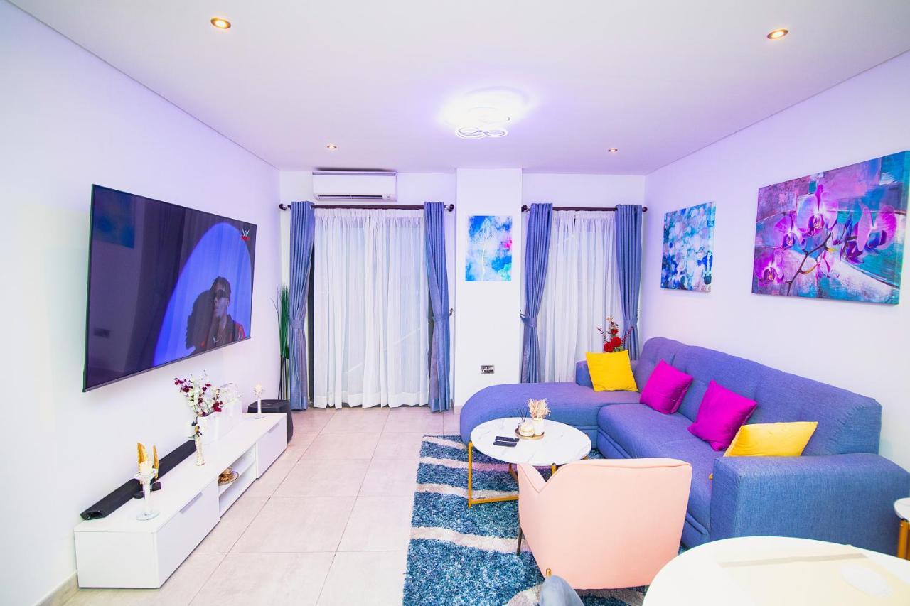 Piano And Gold At The Signature, Tetteh Quarshie Akkra Exterior foto